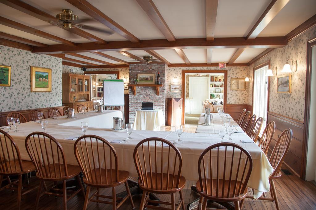 The Quechee Inn At Marshland Farm Exterior photo